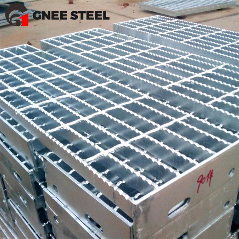 Krata na wybieg ze stali nierdzewnej